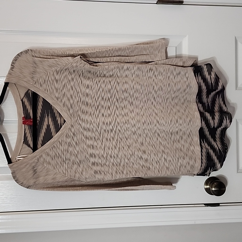 Red Camel Top